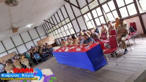 Anggota DPRD Sintang Dapil 4, Markus Jembari SE dan Anton Isdianto Saat Menghadiri Musrembang TK Kecamatan Sungai Tebelian 2016