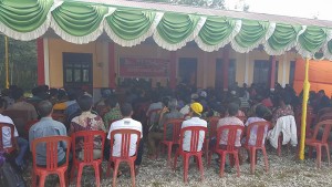 Masyarakat Sungai Tebelian Saat Menghadiri Reses Anggota DPRD Sintang di Desa Mantir